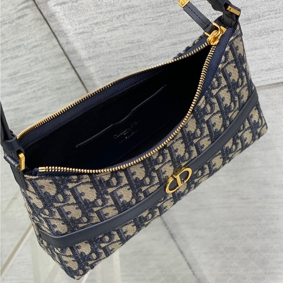 Dior Bag - Picture 5 of 6